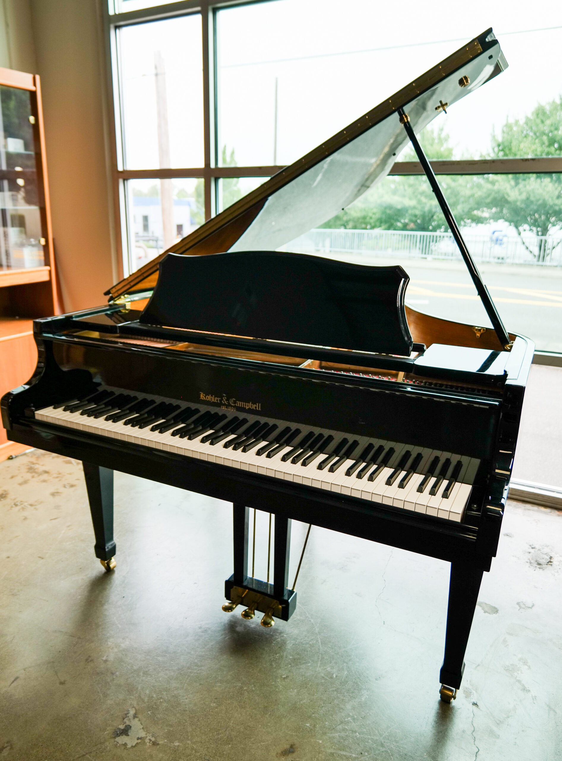 Kohler & Campbell KIG-47 Petite Grand Piano